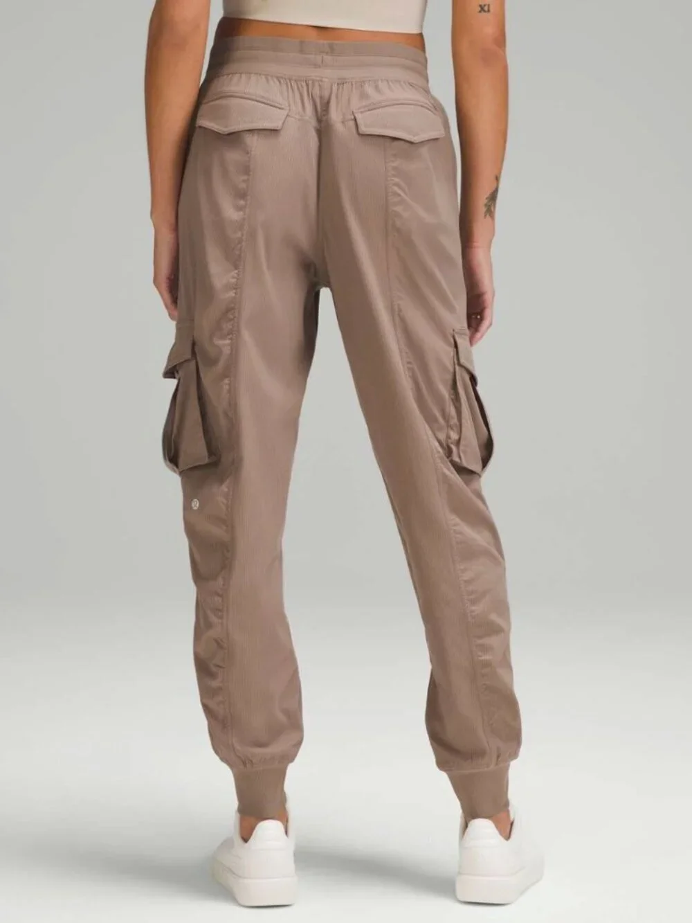 Lululemon NWT Dance Studio Relaxed-Fit Mid-Rise Cargo Jogger, Taupe Brown, S